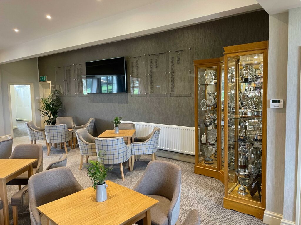 Crewe Golf Club CMJ Bar Fitters